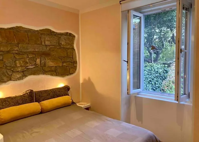 Windows On The Garden Trieste